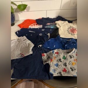 Boys 2T tee bundle.